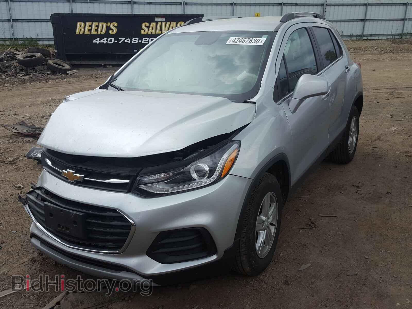 2018 CHEVROLET TRAX - VIN: KL7CJPSB9JB610807 - Фото 2
