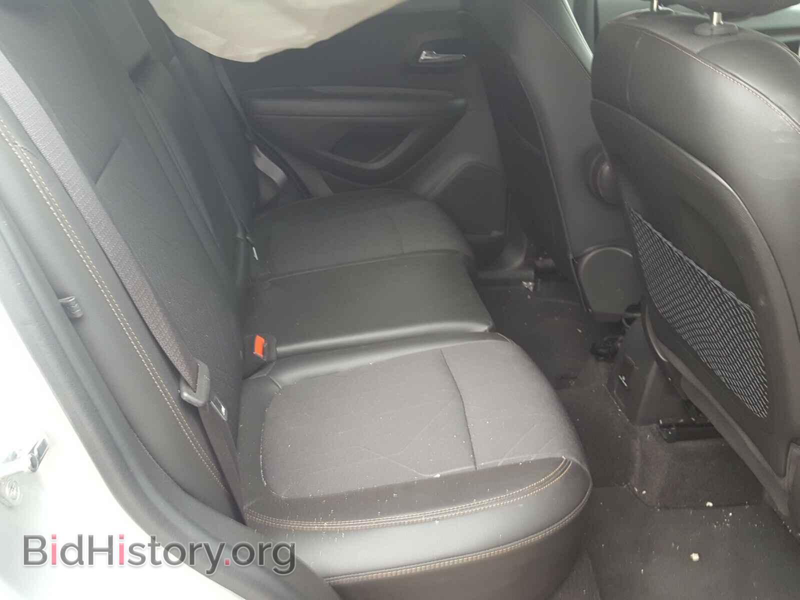 2018 CHEVROLET TRAX - VIN: KL7CJPSB9JB610807 - Фото 6