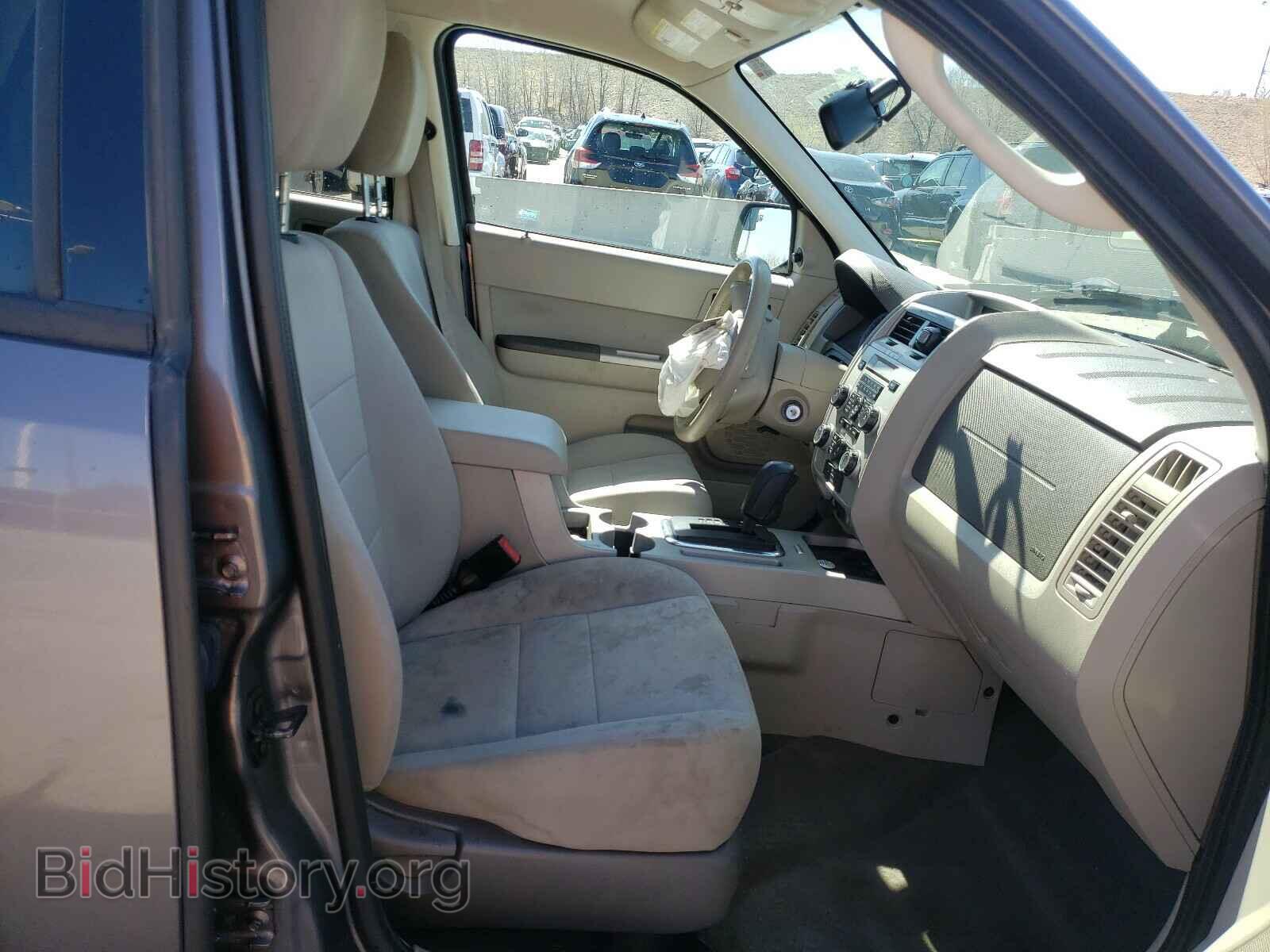 2011 FORD ESCAPE - VIN: 1FMCU0D70BKC52505 - Фото 5