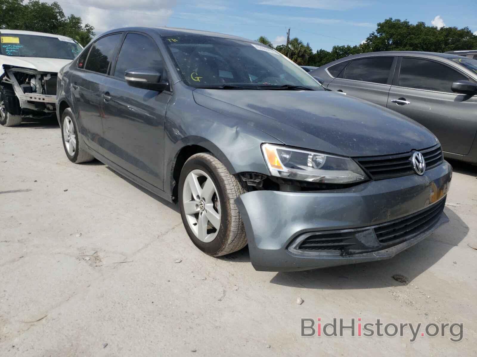 Photo 3VWLL7AJXBM049823 - VOLKSWAGEN JETTA 2011