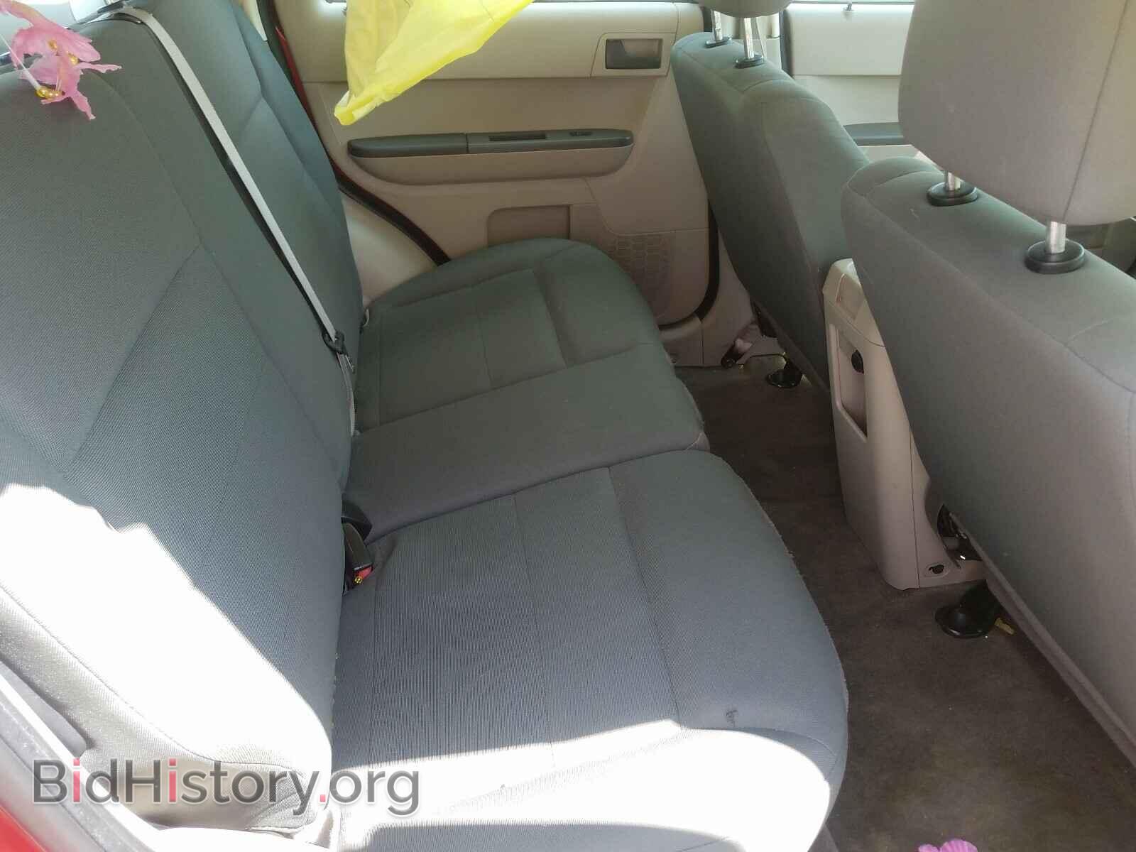 2009 FORD ESCAPE - VIN: 1FMCU92749KC66988 - Фото 6