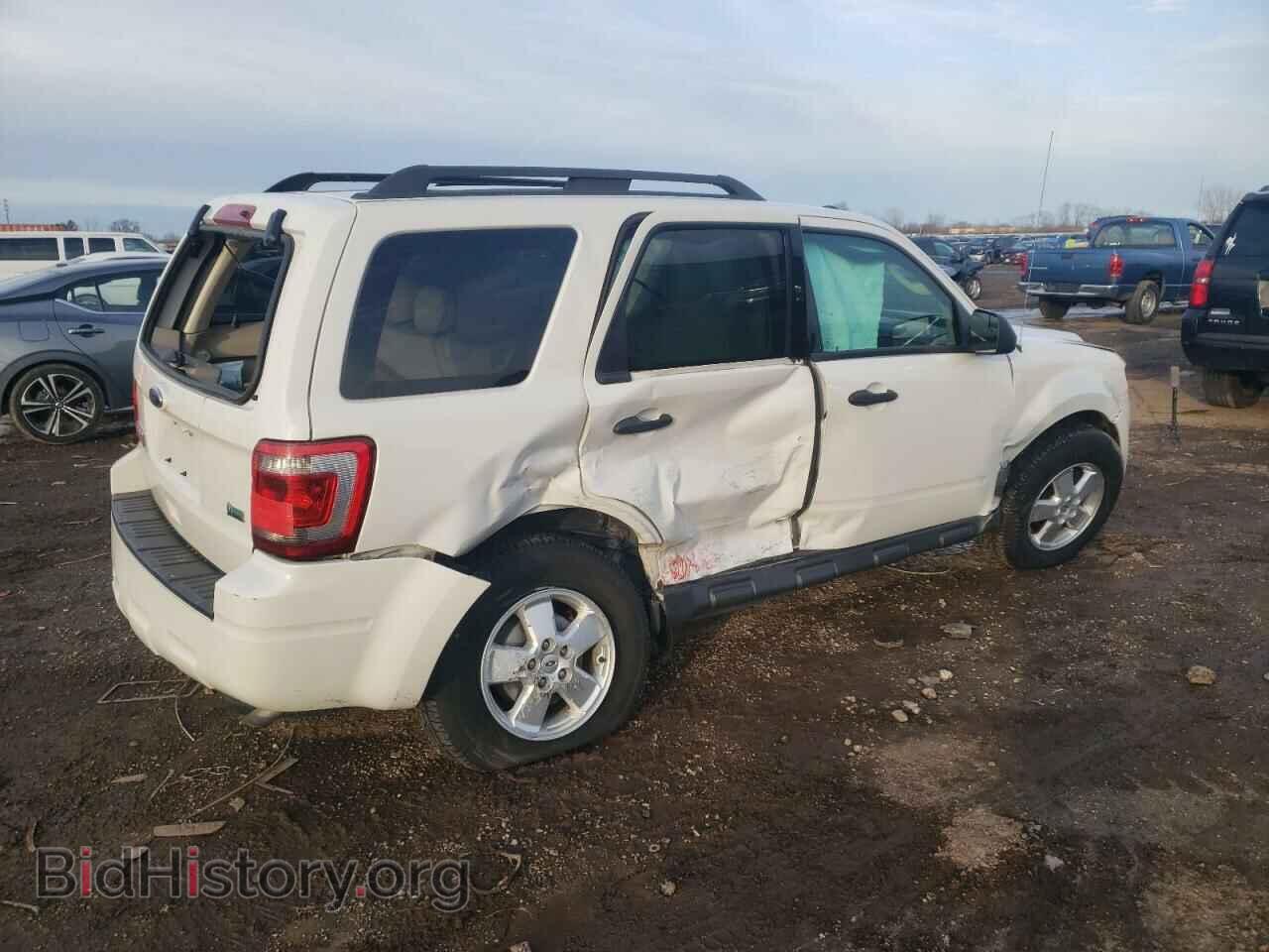 2012 FORD ESCAPE - VIN: 1FMCU0DGXCKB19087 - Photo 3