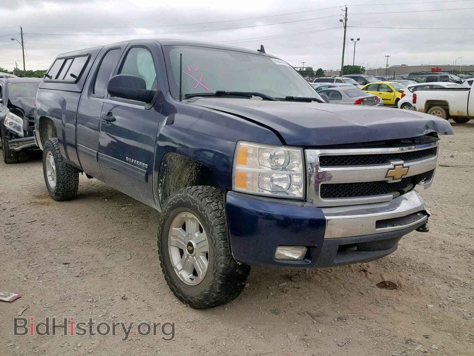 Фотография 1GCRKSE30BZ338416 - CHEVROLET SILVERADO 2011
