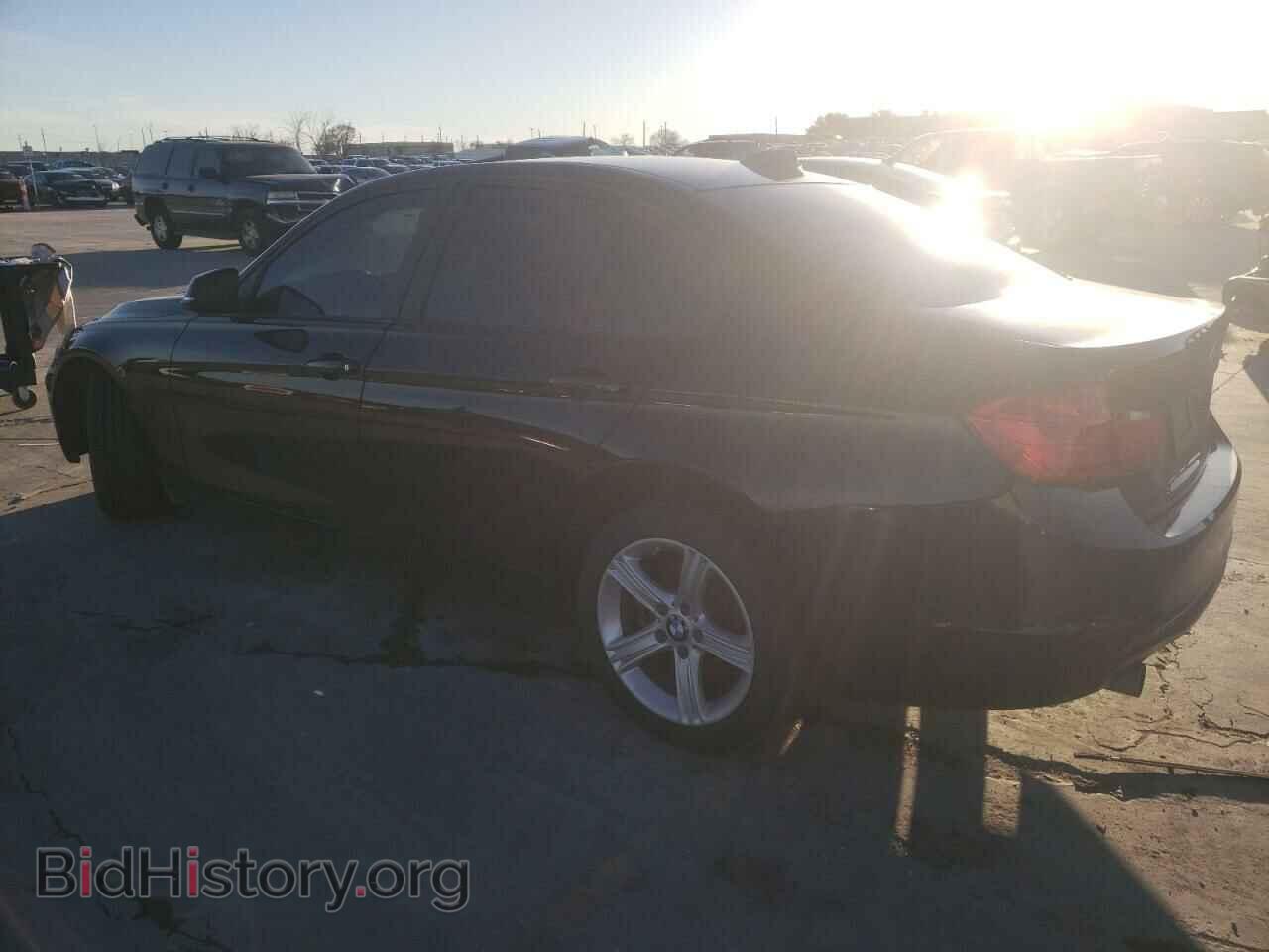 2015 BMW 3 SERIES - VIN: WBA3B1C51FK141108 - Фото 2