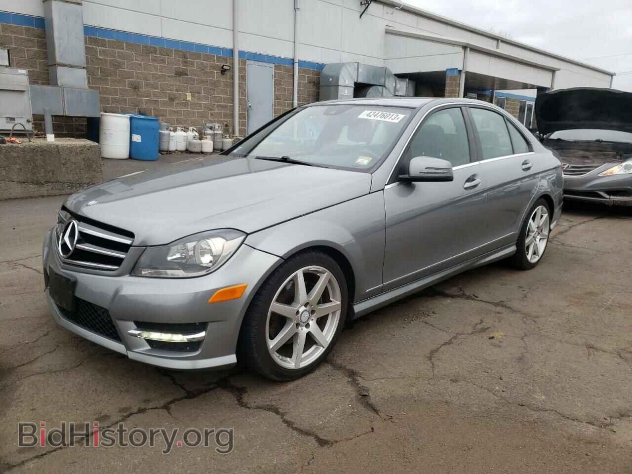 Фотография WDDGF8AB7EA923739 - MERCEDES-BENZ C-CLASS 2014