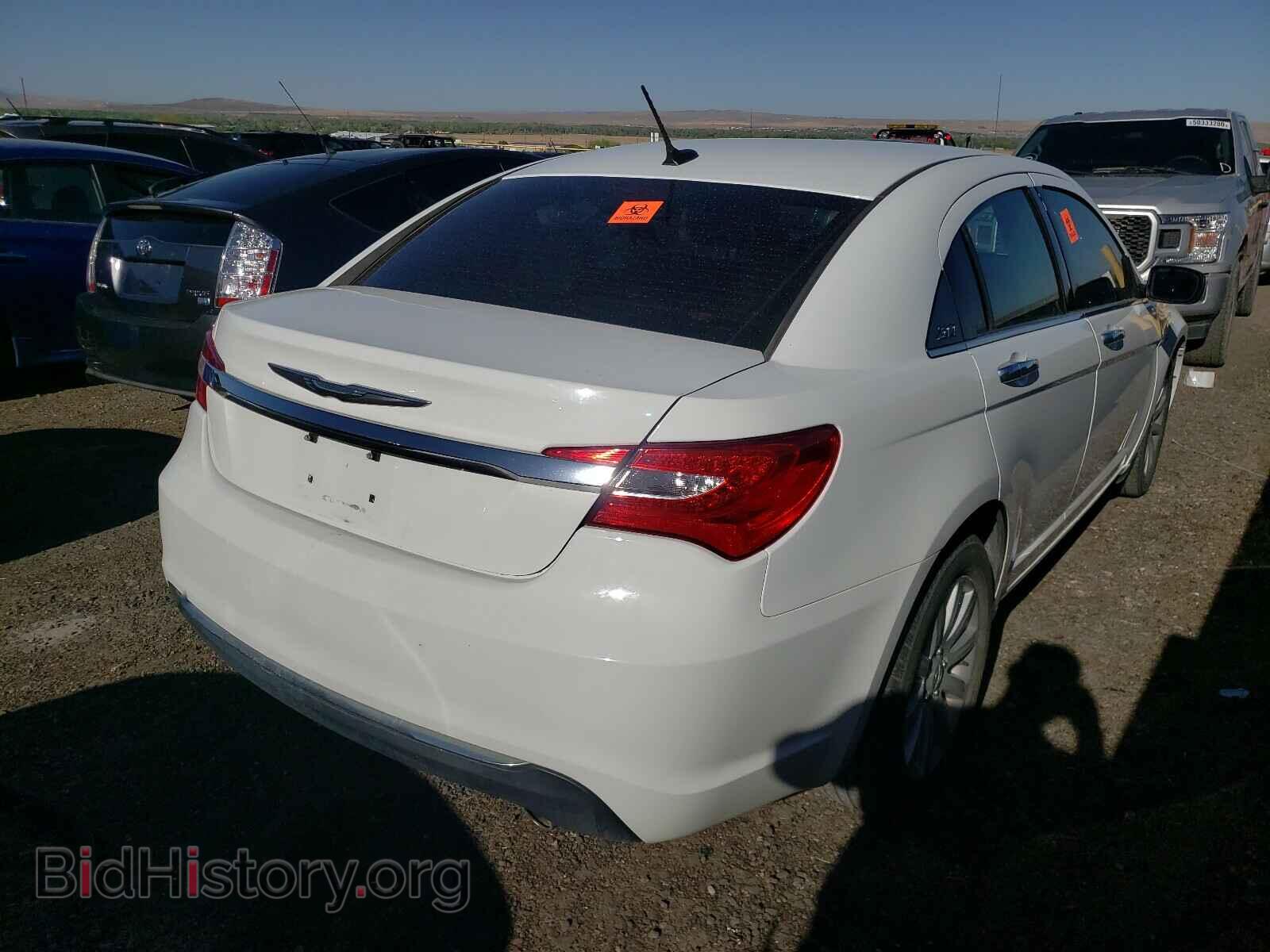 2013 CHRYSLER 200 - VIN: 1C3CCBCG1DN593390 - Фото 4