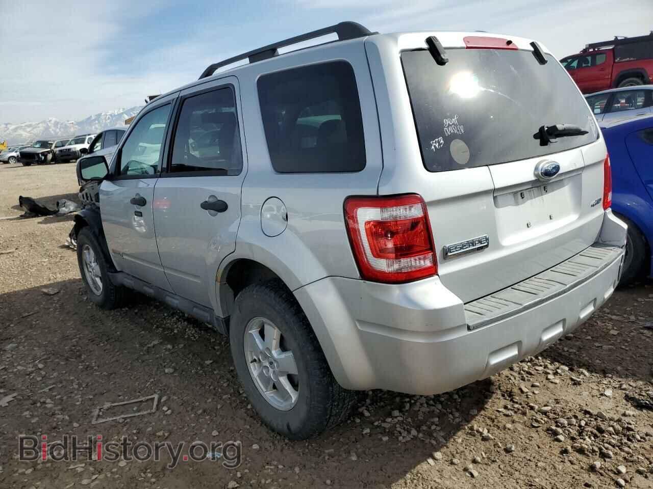 2008 FORD ESCAPE - VIN: 1FMCU93148KD06270 - Фото 2