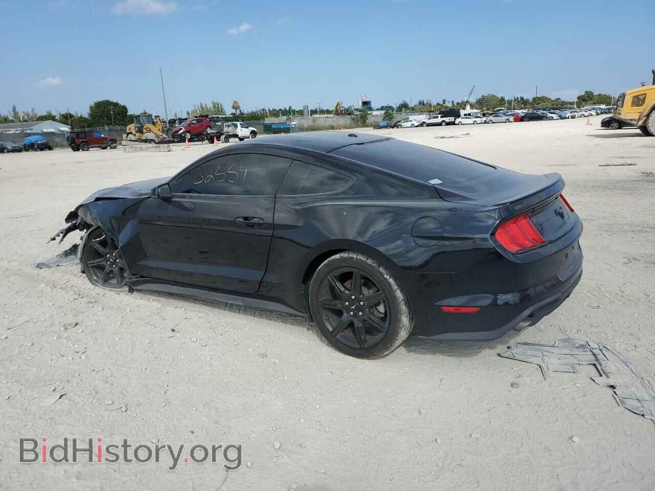 2019 FORD MUSTANG - VIN: 1FA6P8TH3K5174744 - Фото 2