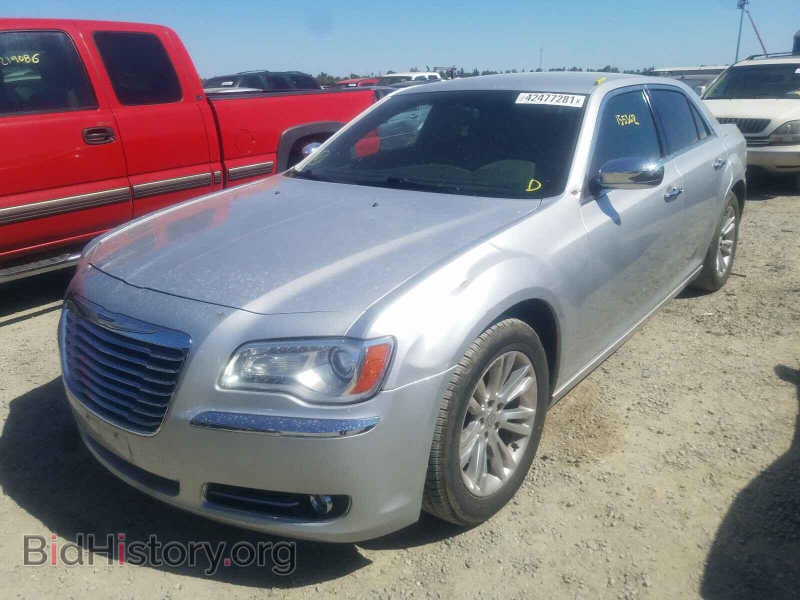 2012 CHRYSLER 300 - VIN: 2C3CCACG1CH221419 - Фото 2