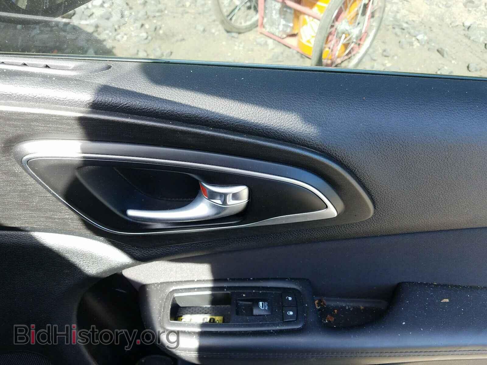 2015 CHRYSLER 200 - VIN: 1C3CCCAB0FN698244 - Фото 9