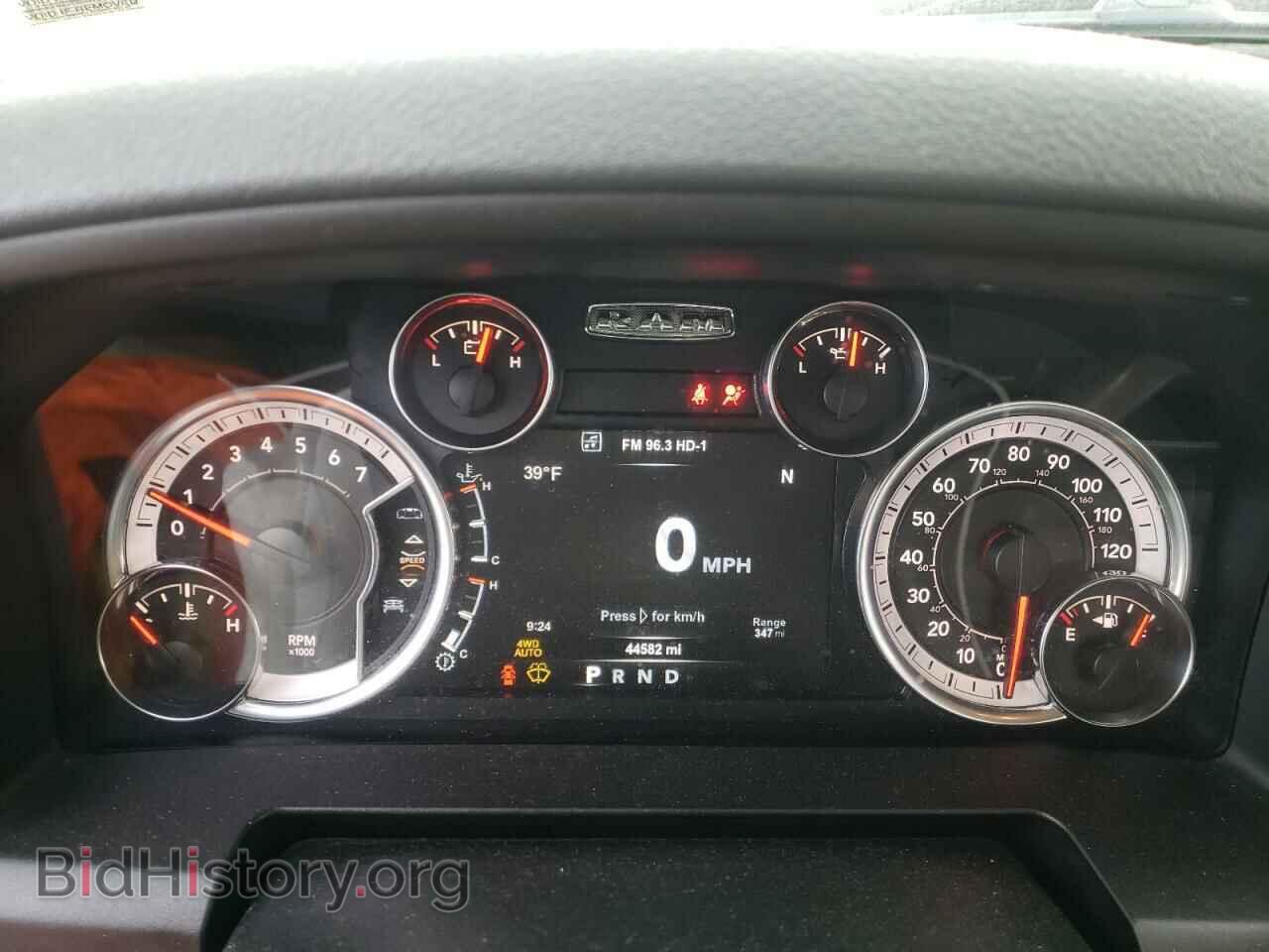 2018 RAM 1500 - VIN: 1C6RR7GG2JS218642 - Фото 9