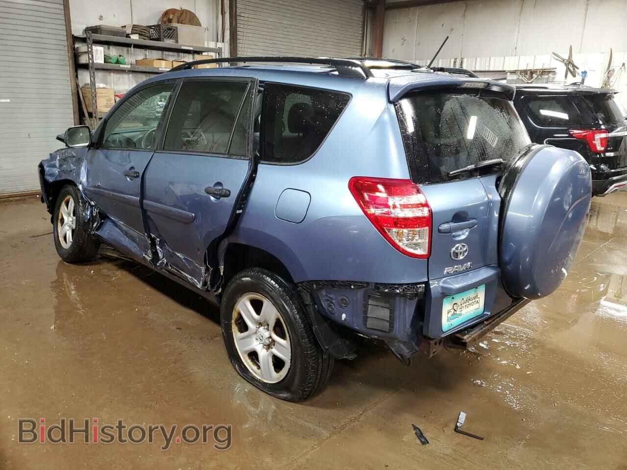 2011 TOYOTA RAV4 - VIN: 2T3KF4DV7BW075006 - Фото 2