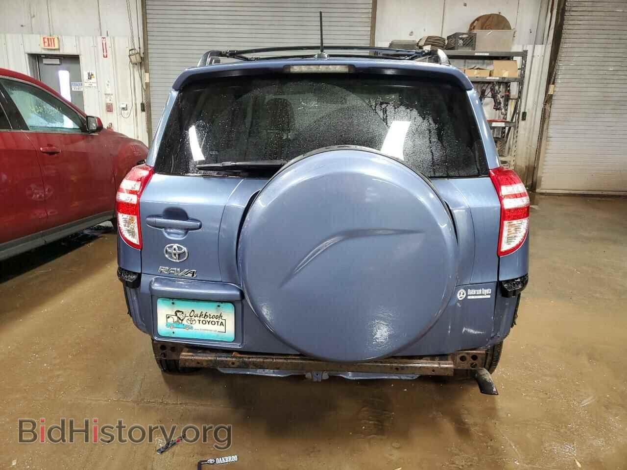 2011 TOYOTA RAV4 - VIN: 2T3KF4DV7BW075006 - Фото 6