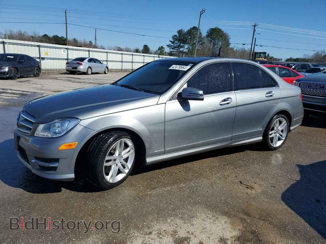 Photo WDDGF8AB9DR263283 - MERCEDES-BENZ C-CLASS 2013