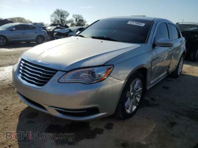 2011 Chrysler 200 200 Tourin, silver — VIN 1C3BC1FB6BN613605, Copart