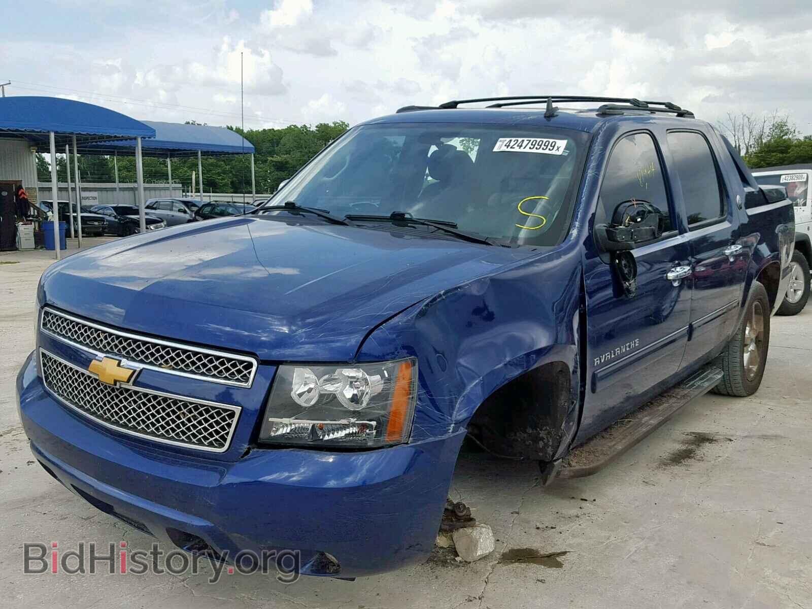 2013 CHEVROLET AVALANCHE - VIN: 3GNMCEE08DG160036 - Фото 2