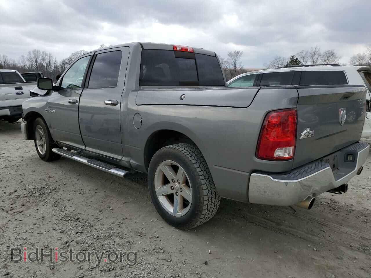 2010 DODGE RAM 1500 - VIN: 1D7RB1CT0AS249133 - Фото 2