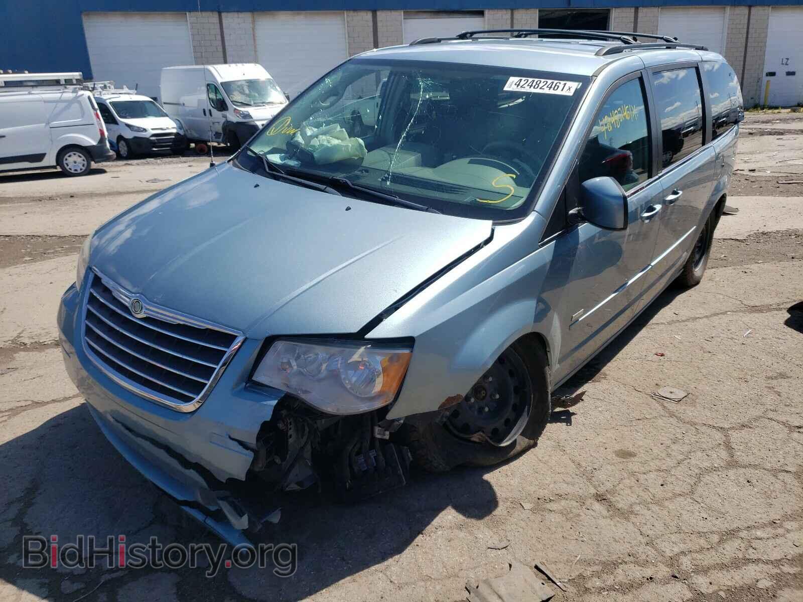2008 CHRYSLER MINIVAN - VIN: 2A8HR54P38R834819 - Фото 2