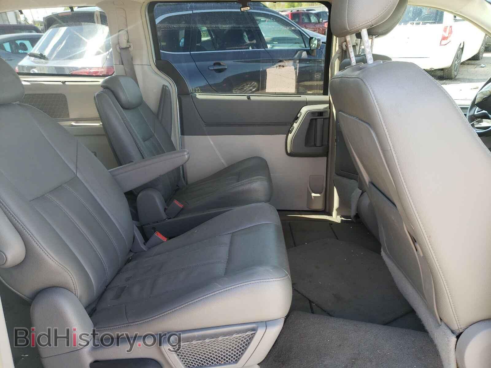 2008 CHRYSLER MINIVAN - VIN: 2A8HR54P38R834819 - Фото 6