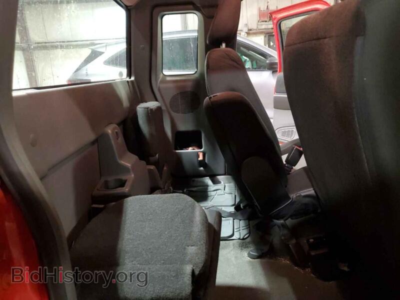 2011 Ford RANGER (VIN 1FTLR4FE5BPB13806) — фото 10 из 12