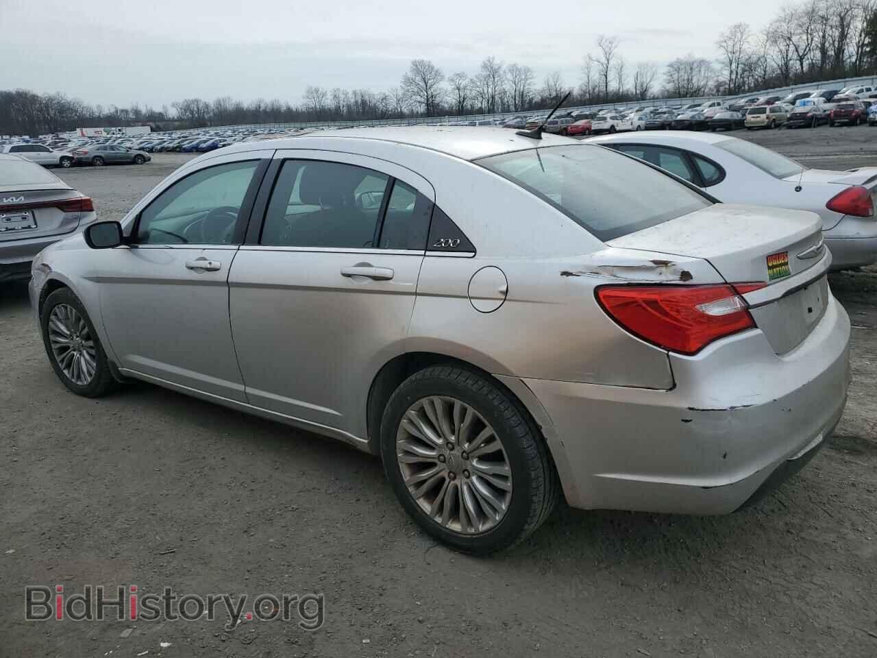 2012 CHRYSLER 200 - VIN: 1C3CCBAB7CN255479 - Фото 2