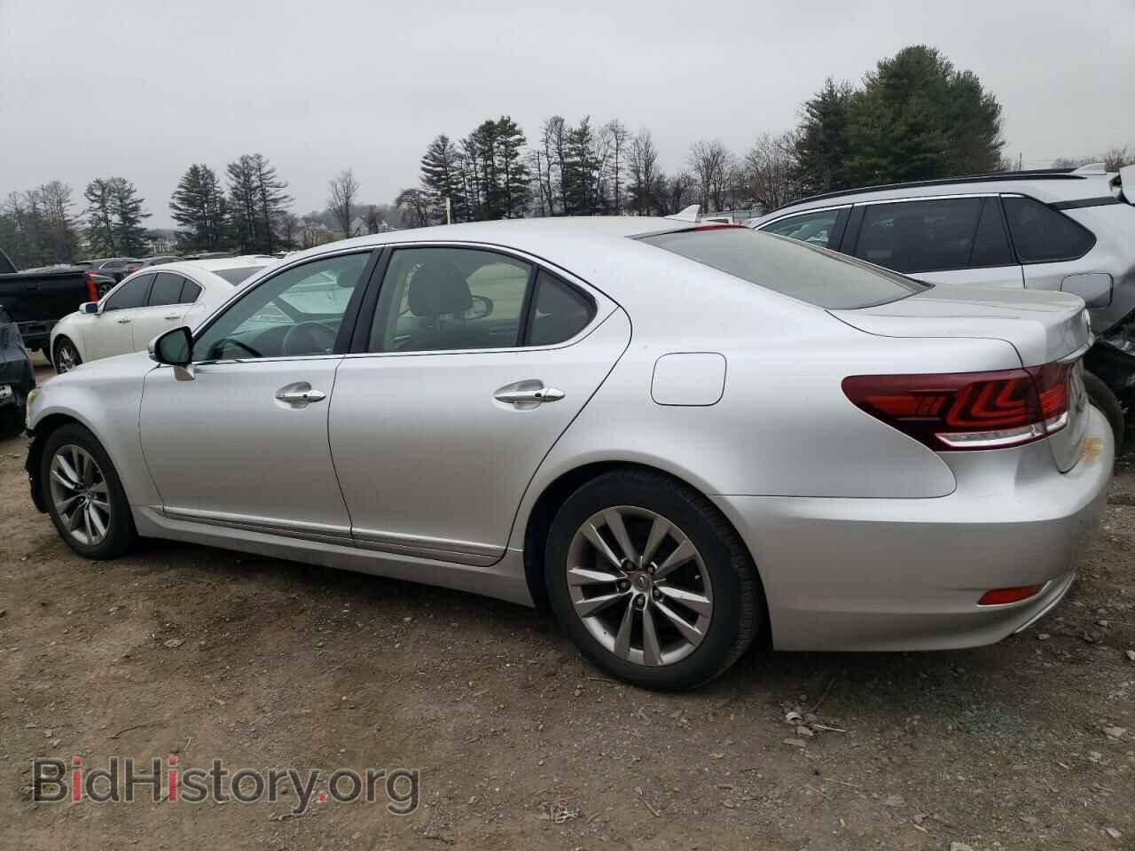 2013 LEXUS LS460 - VIN: JTHCL5EF4D5017650 - Photo 2