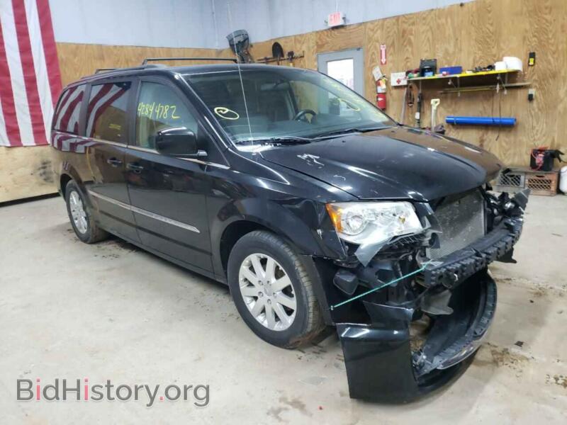 2011 Chrysler MINIVAN TOWN & COU (VIN 2A4RR8DG0BR655507) — photo 1 of 10, Copart, damage: front end