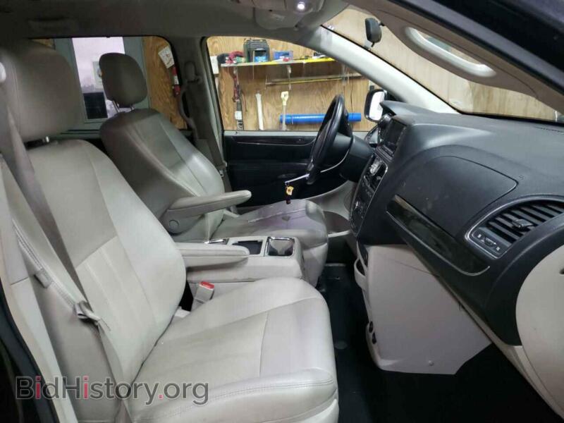 2011 Chrysler MINIVAN (VIN 2A4RR8DG0BR655507) — photo 5 of 10