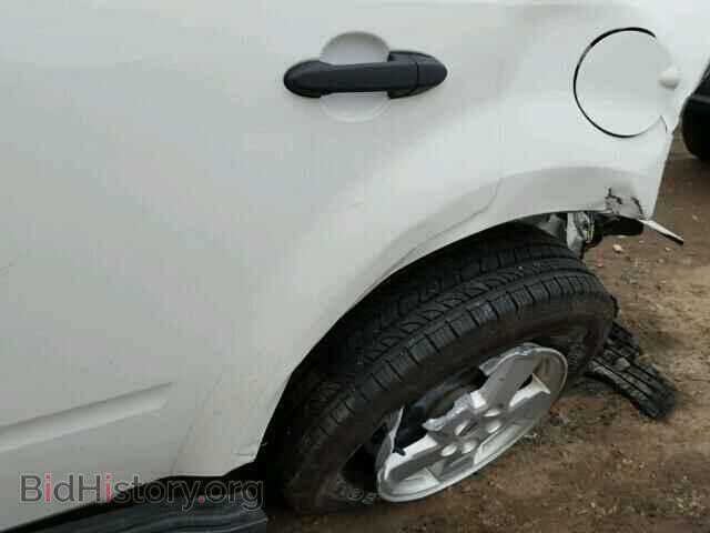 2011 FORD ESCAPE - VIN: 1FMCU0DG9BKB77948 - Фото 9