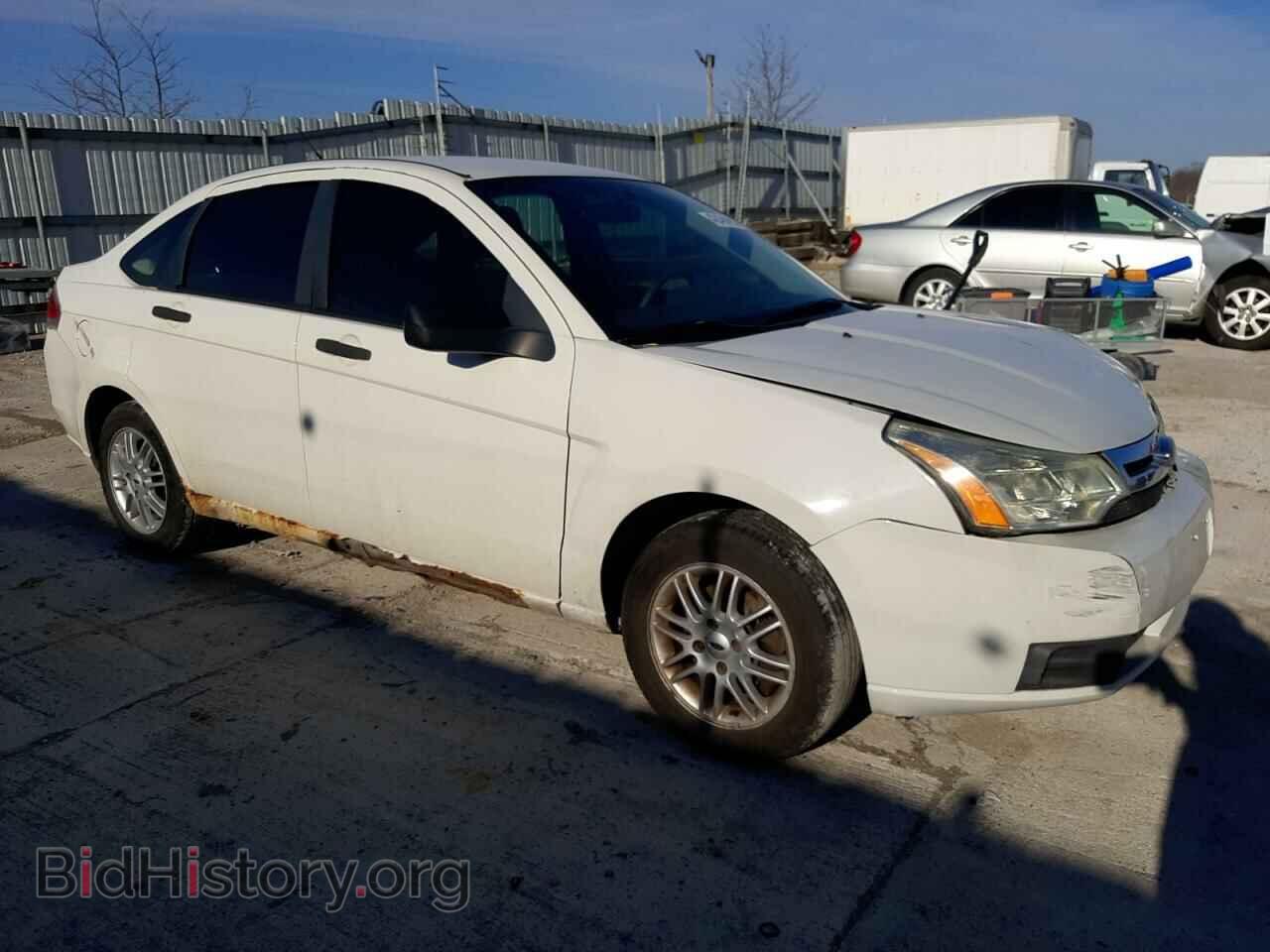 2009 FORD FOCUS - VIN: 1FAHP35N69W109700 - Фото 4