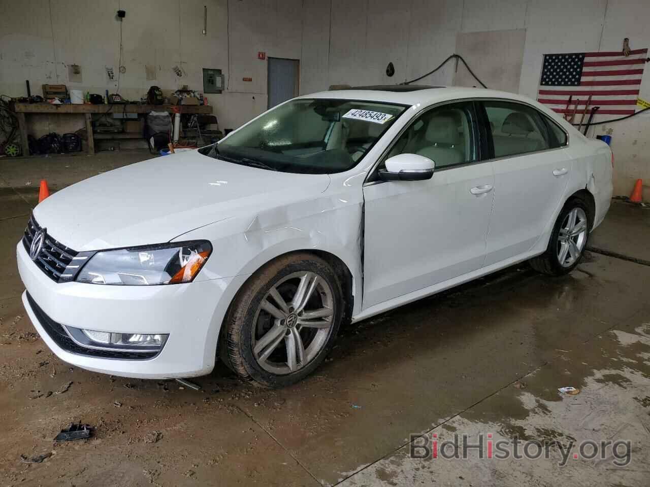 Photo 1VWBM7A30DC017266 - VOLKSWAGEN PASSAT 2013