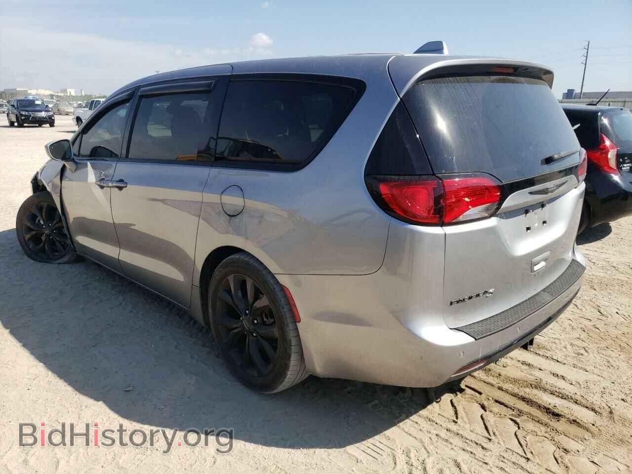 2020 CHRYSLER PACIFICA - VIN: 2C4RC1FG3LR150235 - Photo 2