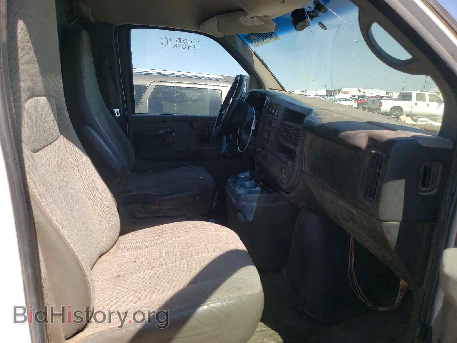 2011 CHEVROLET EXPRESS - VIN: 1GCSGAFX9B1136879 - Photo 5