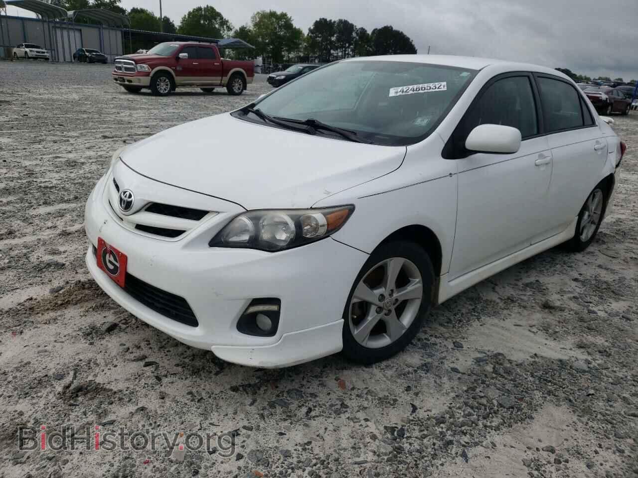 2011 TOYOTA COROLLA - VIN: 2T1BU4EE0BC738379 - Фото 2
