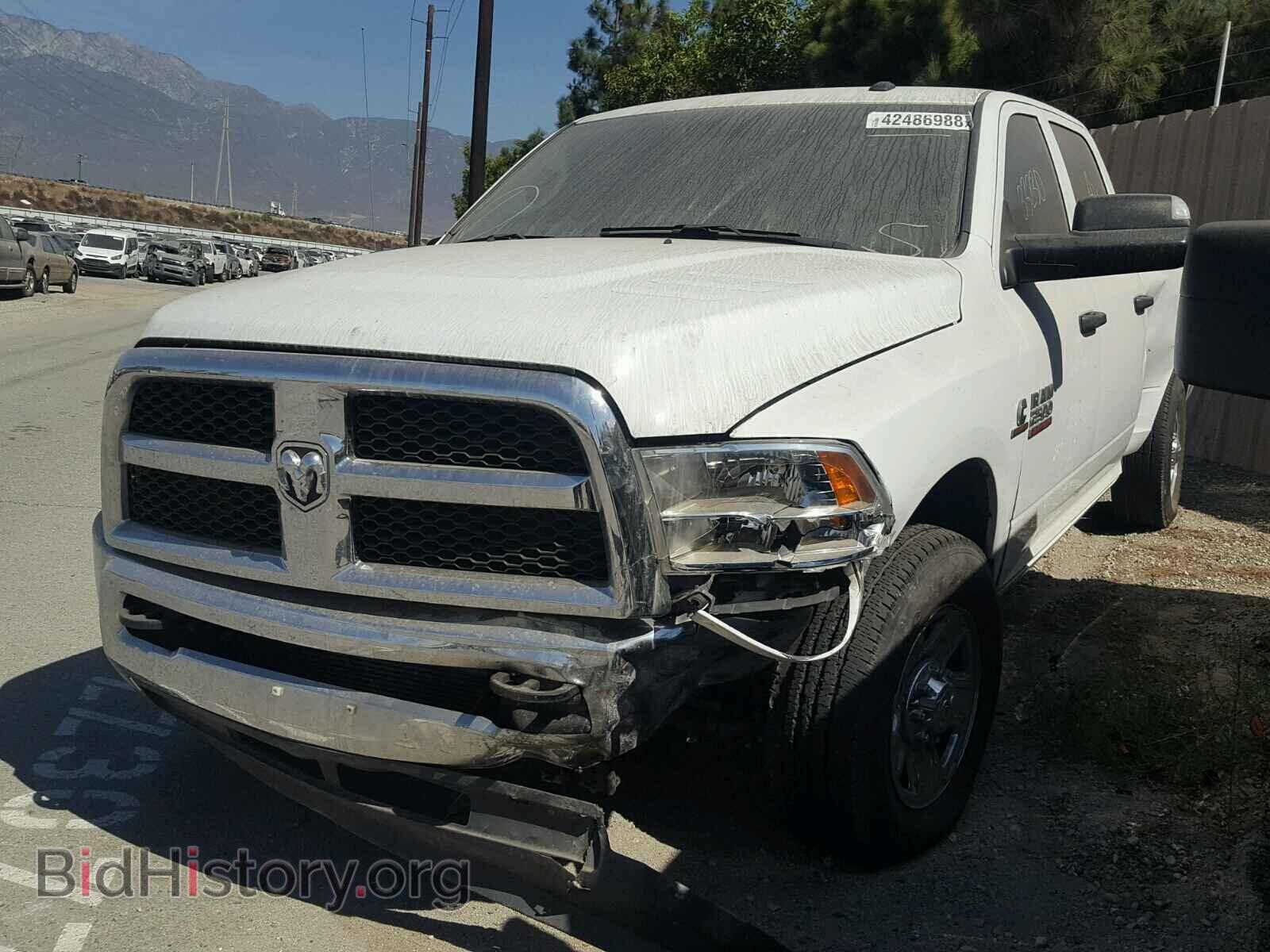 2017 RAM 2500 ST - VIN: 3C6UR4HL0HG662642 - Фото 2