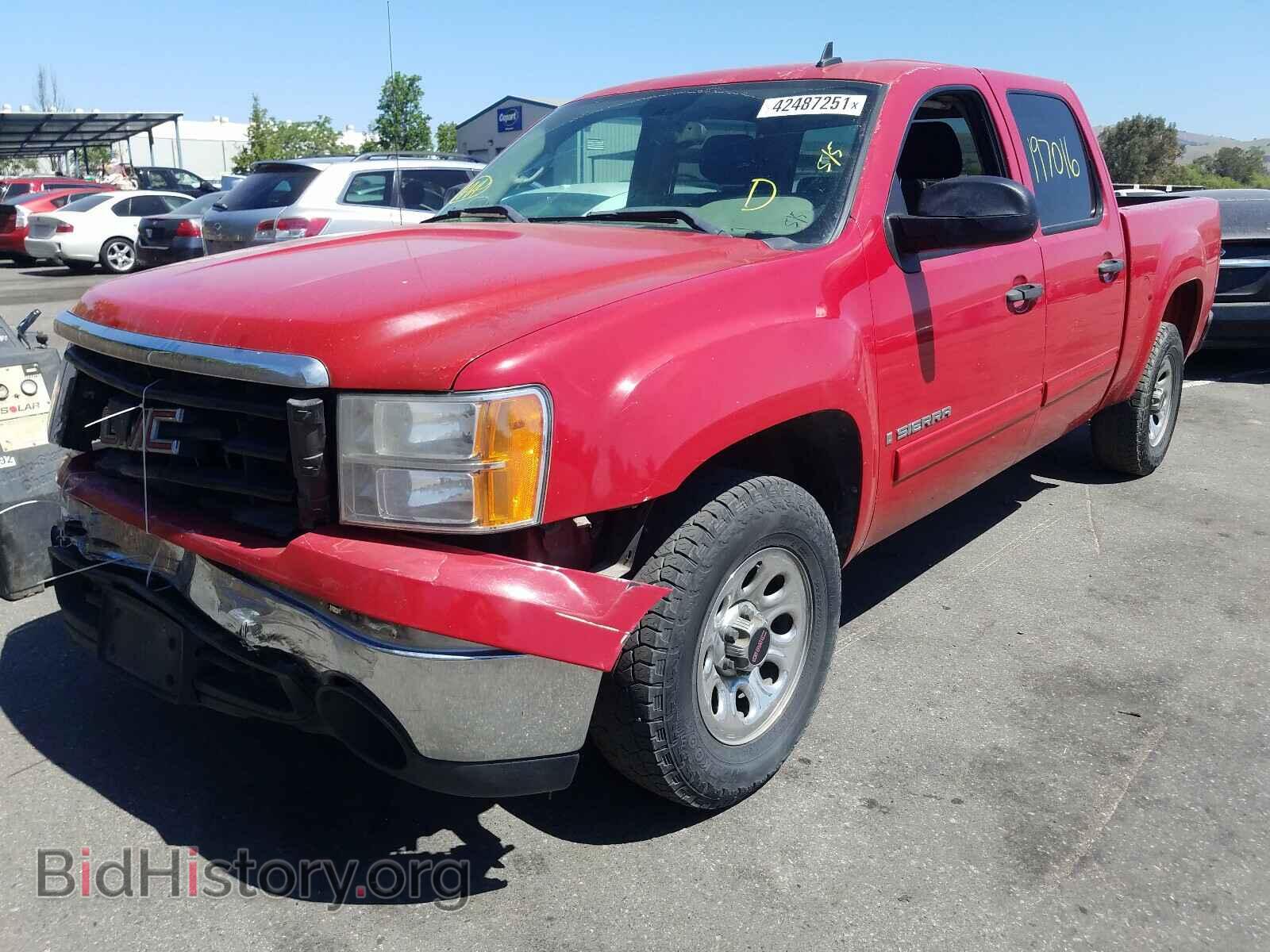 2008 GMC SIERRA - VIN: 2GTEC13C881337055 - Фото 2