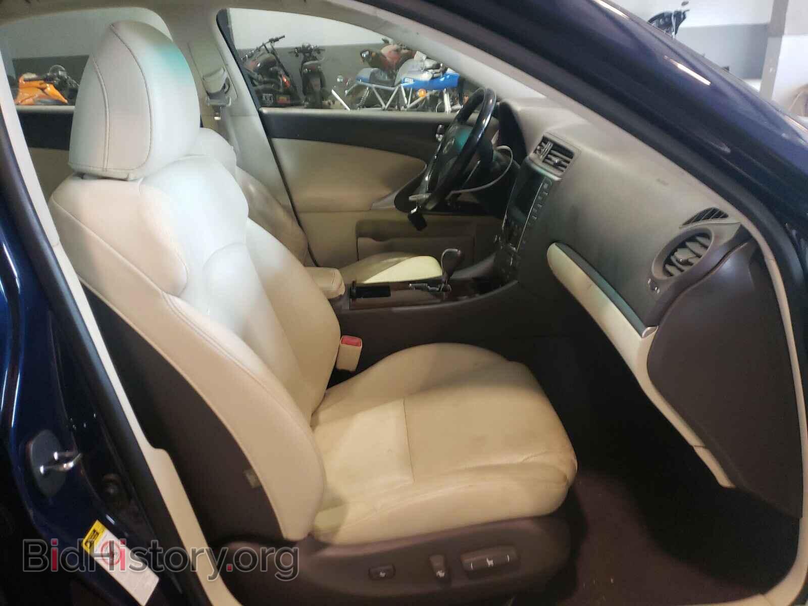2011 LEXUS IS - VIN: JTHCF5C23B5047159 - Фото 5