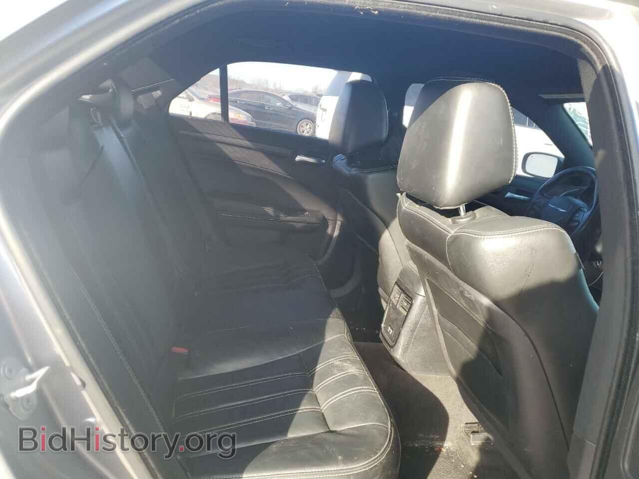 2016 CHRYSLER 300 - VIN: 2C3CCAGG7GH182948 - Фото 10