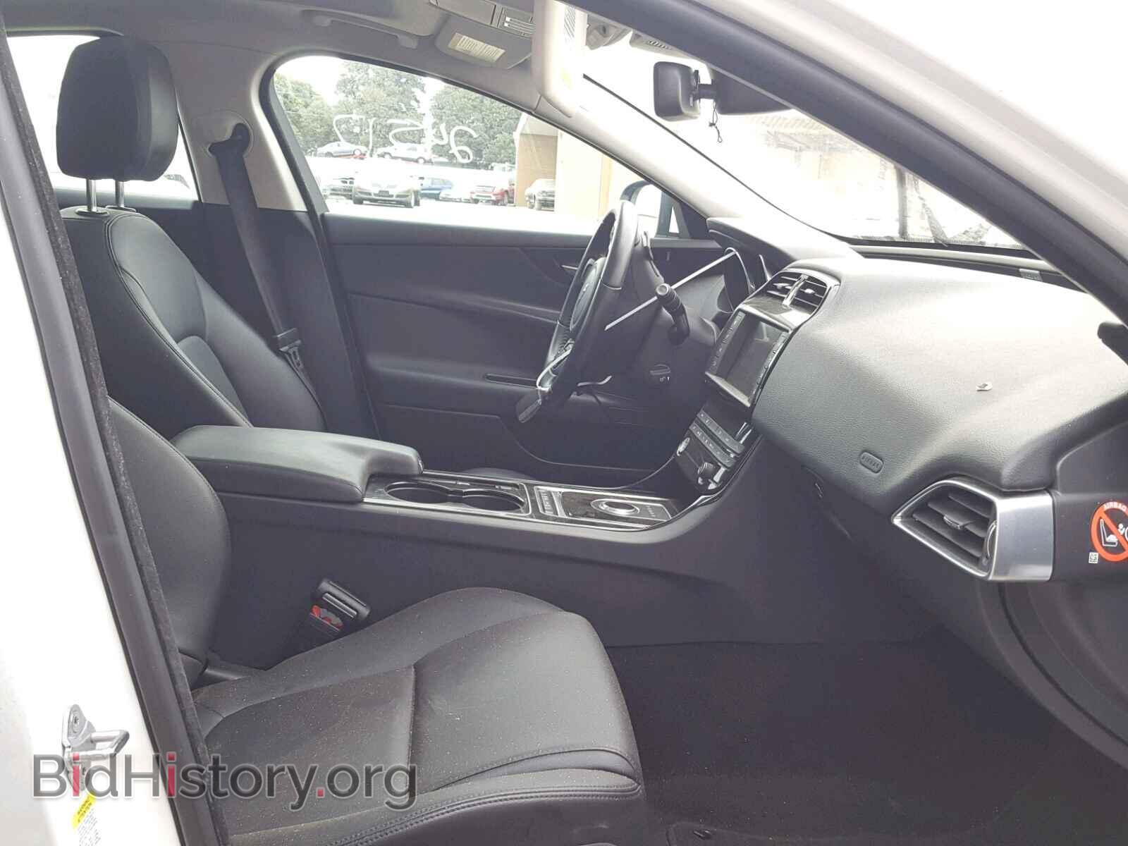 2017 JAGUAR XE - VIN: SAJAR4BG8HA966731 - Фото 5