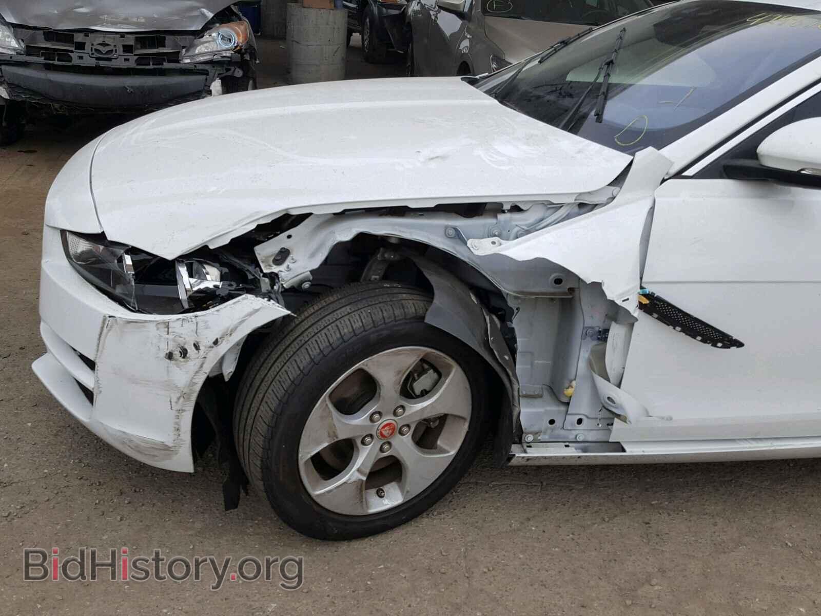 2017 JAGUAR XE - VIN: SAJAR4BG8HA966731 - Фото 9