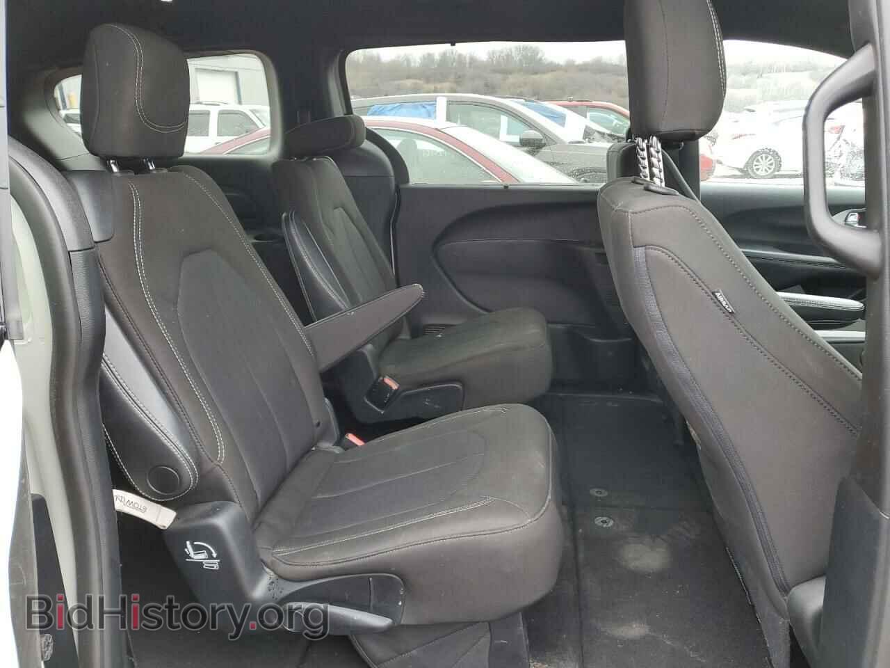 2020 CHRYSLER PACIFICA - VIN: 2C4RC1FGXLR150104 - Photo 11