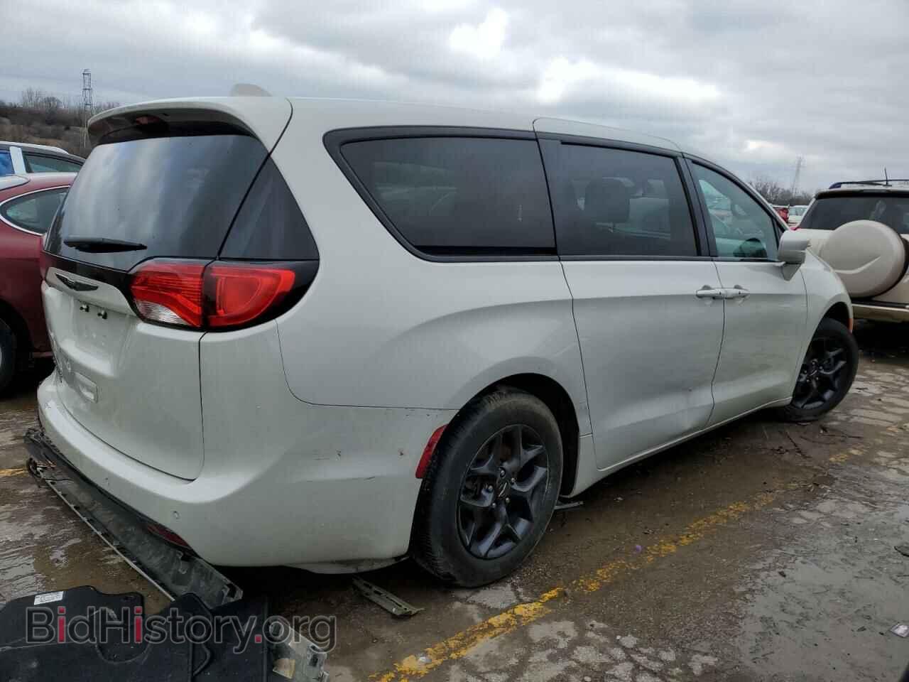 2020 CHRYSLER PACIFICA - VIN: 2C4RC1FGXLR150104 - Photo 3