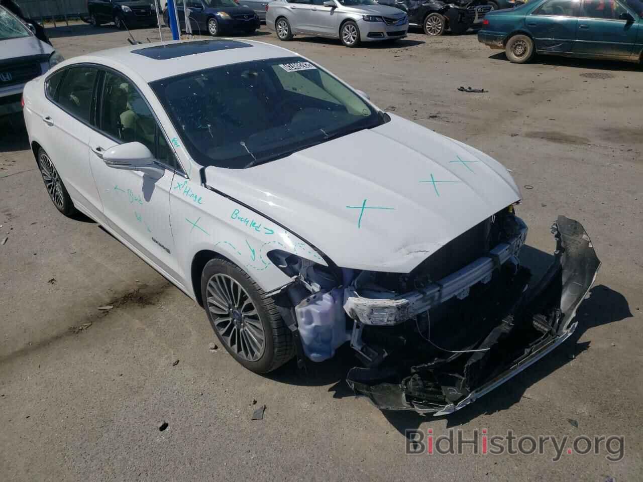 Photo 3FA6P0RU6JR137673 - FORD FUSION 2018