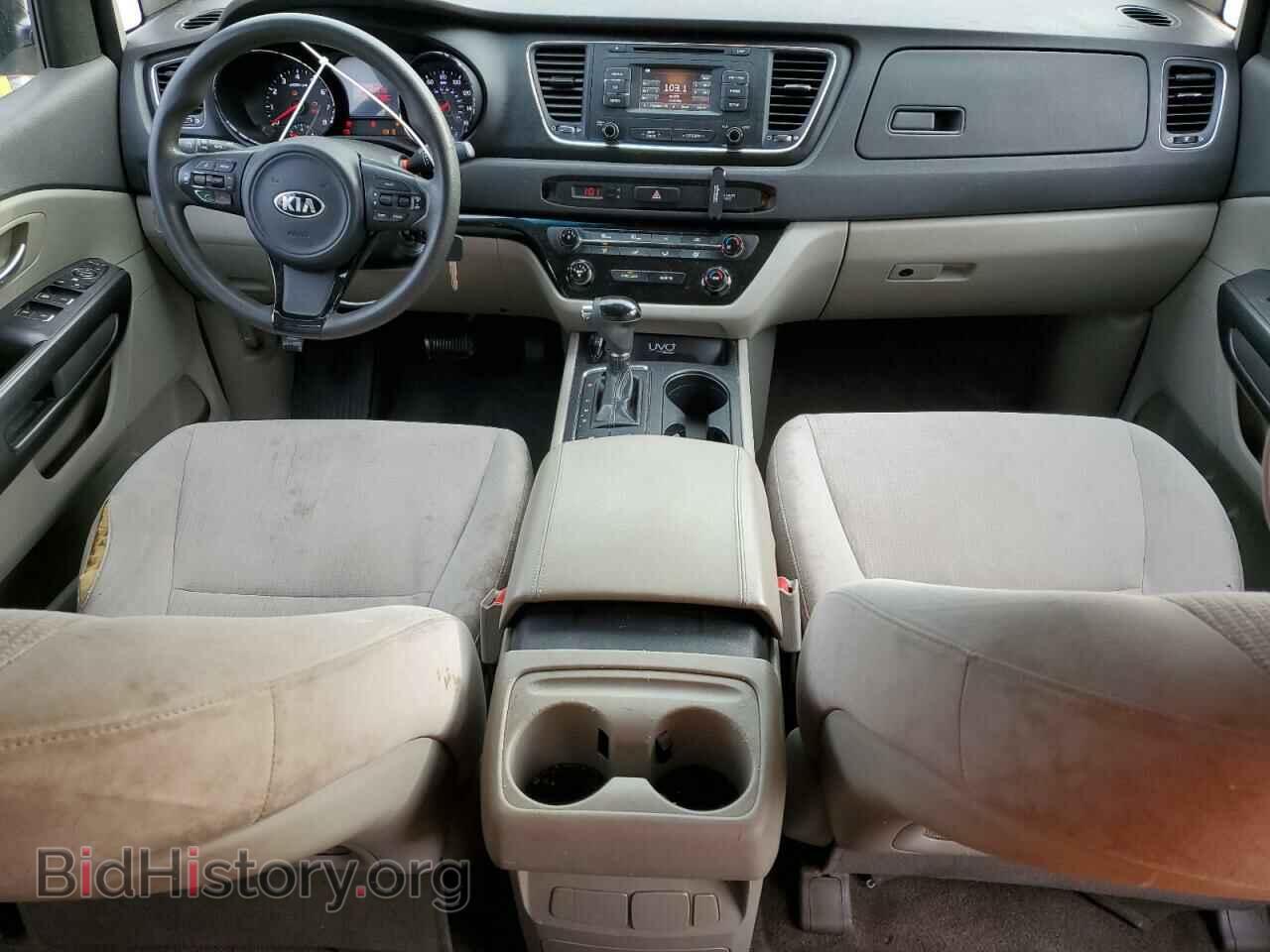 2016 KIA All Models - VIN: KNDMB5C10G6166166 - Photo 8
