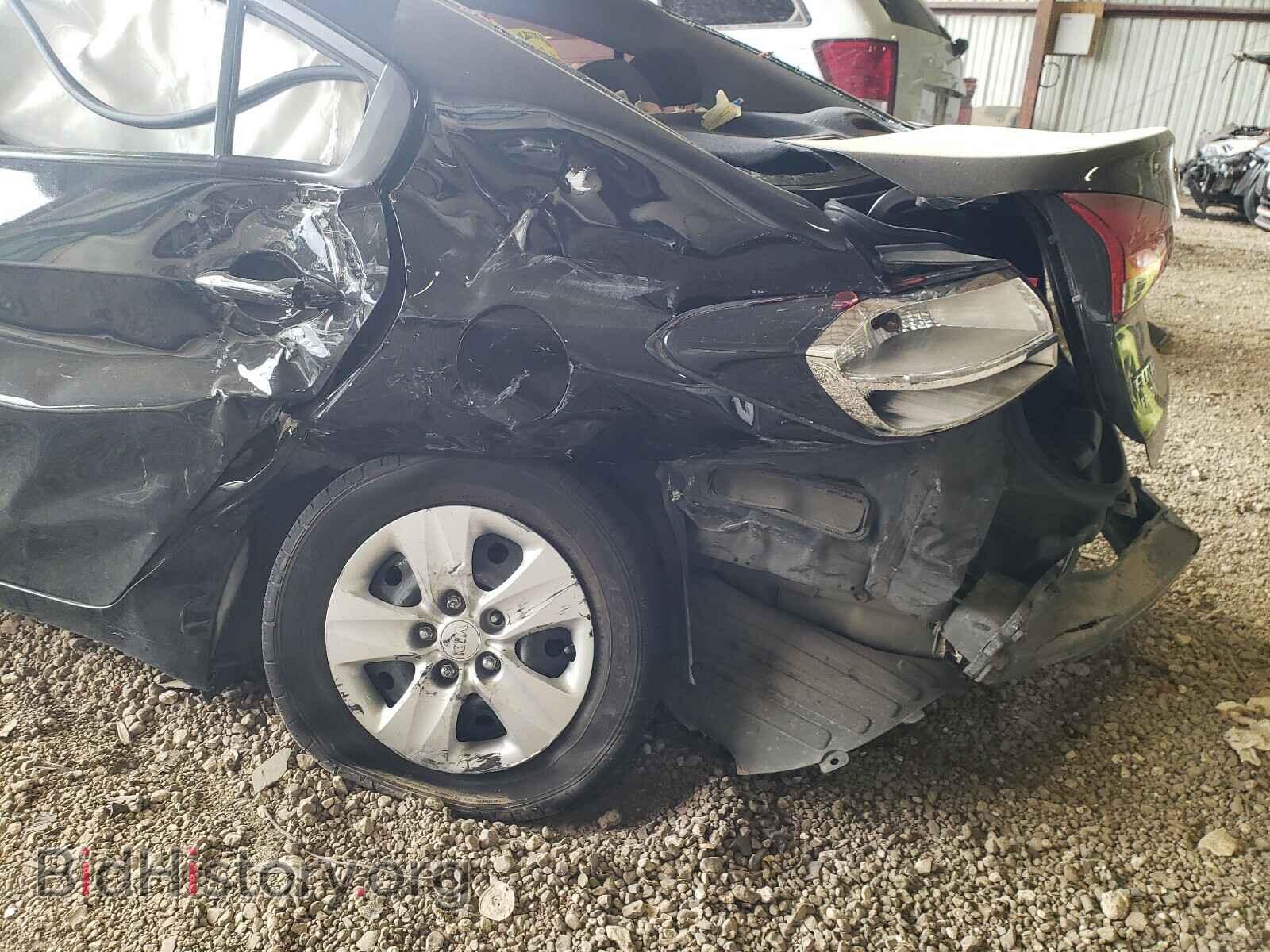 2017 KIA FORTE - VIN: 3KPFK4A78HE129923 - Фото 9