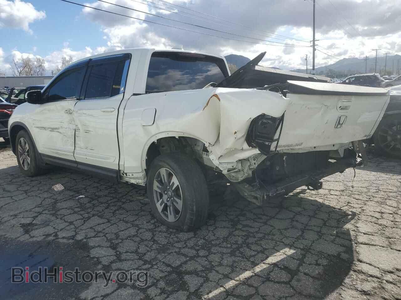 2017 HONDA RIDGELINE - VIN: 5FPYK3F65HB018380 - Фото 2