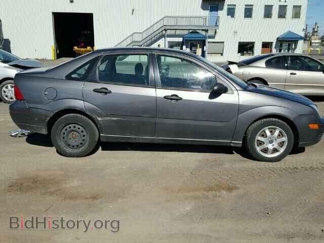 2005 FORD FOCUS - VIN: 1FAFP34NX5W303312 - Photo 9