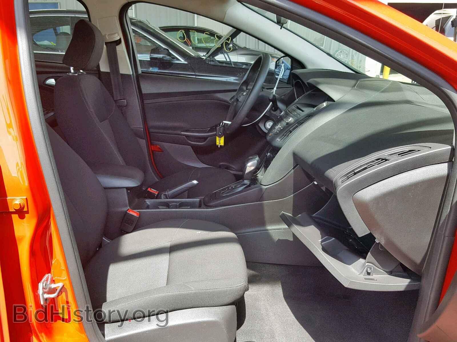 2016 FORD FOCUS SE - VIN: 1FADP3F2XGL214032 - Фото 5