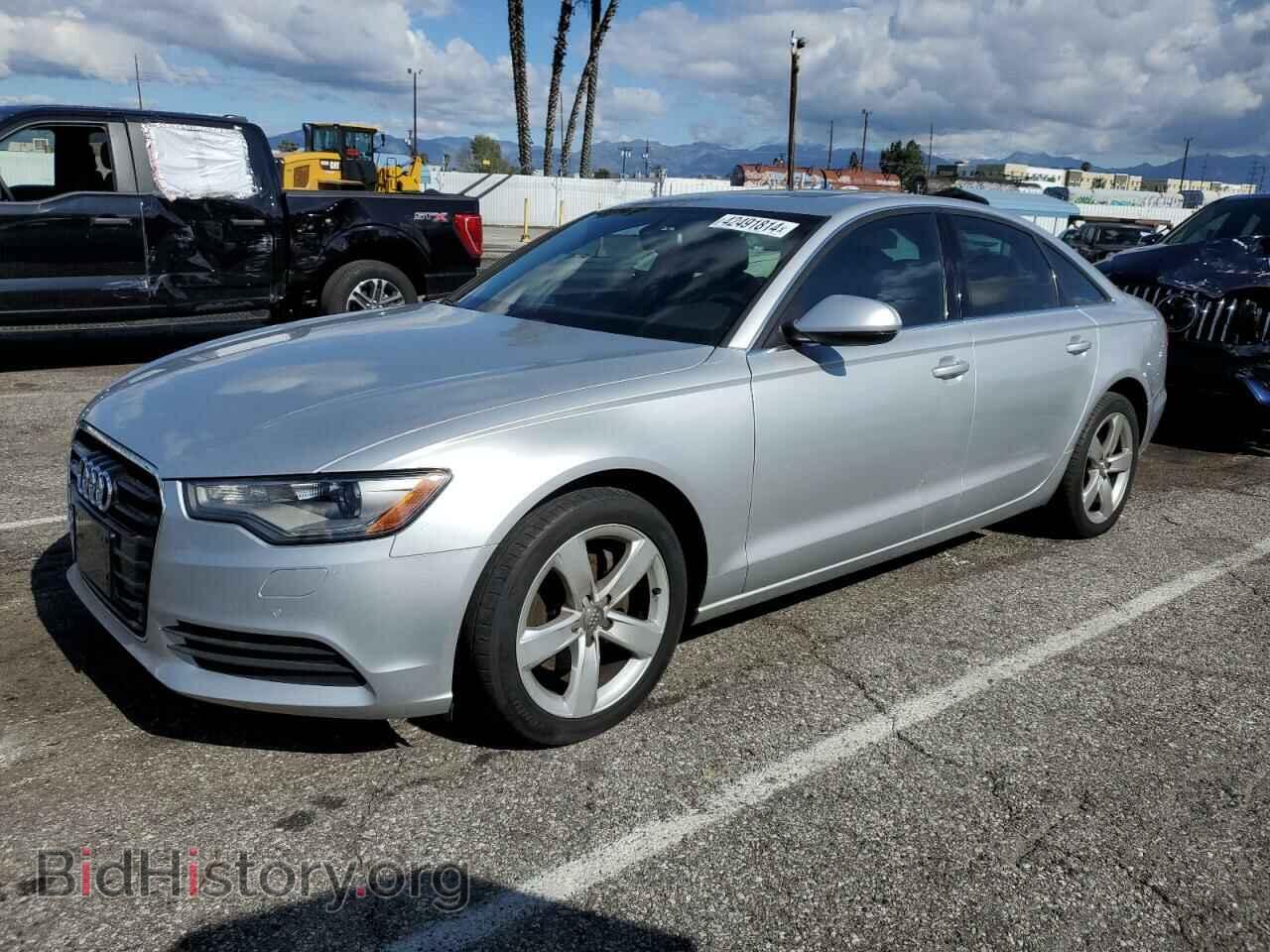 Фотография WAUDFBFC0CN129793 - AUDI A6 2012