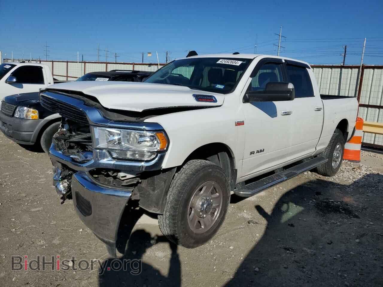 Photo 3C6UR5DJ3KG621102 - RAM 2500 2019
